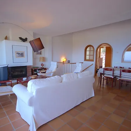 בית נופש Lets Holidays Sailor House With Sea Views