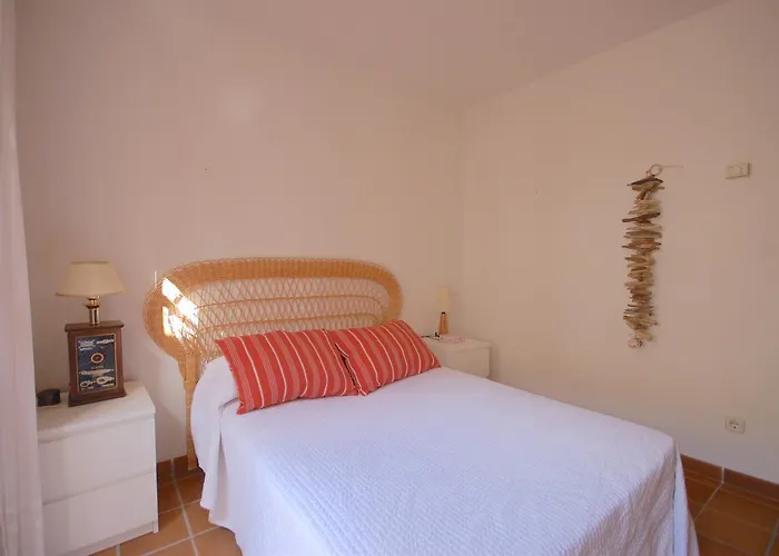 Nyaraló Lets Holidays Sailor House With Sea Views