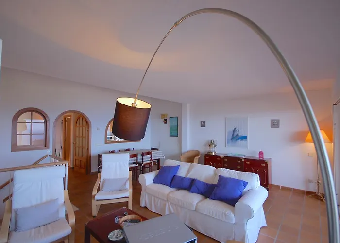 Lets Holidays Sailor House With Sea Views *