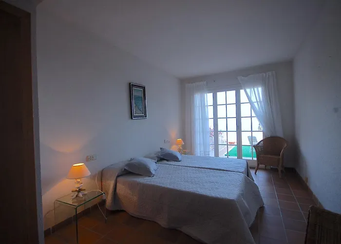 Nyaraló Lets Holidays Sailor House With Sea Views