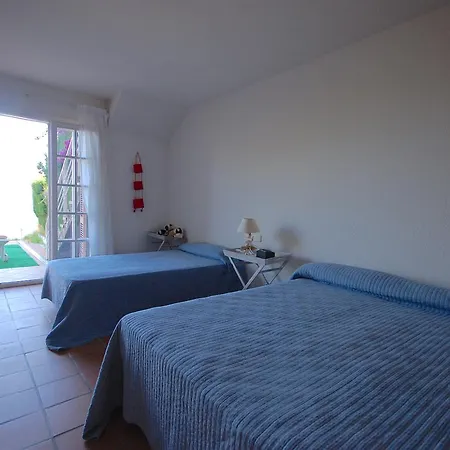 Holiday home Lets Holidays Sailor House With Sea Views Tossa de Mar