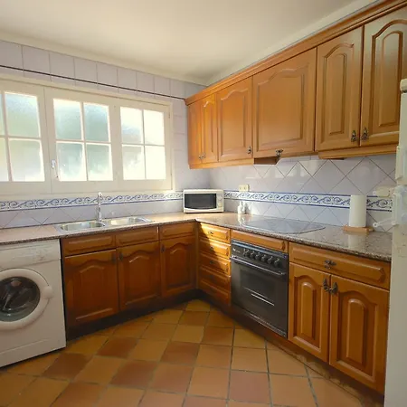 Lets Holidays Sailor House With Sea Views Holiday home *
