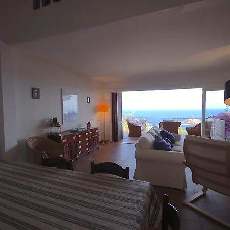 Holiday home Lets Holidays Sailor House With Sea Views *